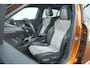 Peugeot e-2008 EV GT Pack 50 kWh | 92,6% SOH | Panoramadak | Adaptieve Cruise Control | Alcantara Bekleding