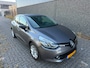 Renault Clio 0.9 TCe Eco2 Limited/Dealer OH/ Nieuwe APK en beurt!