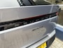 Peugeot 3008 1.6 plug-in Hybrid 195 Allure | Afneembare trekhaak 1550 KG | Tot 8 jaar Garantie | Stekkerhybride tot 85 KM Elektrisch Rijden | Navigatie | Stuurverwarming | 360 Graden Camera | Keyless Entry | LED Verlichting | 19" Lichtmetalen Velgen |