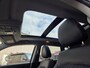 Suzuki Vitara 1.5 Hybrid Style Automaat/ Schuifdak/ Parkeersensoren voor + achter/ Trekhaak/ Navi/ Rijklaarprijs!