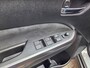 Suzuki Vitara 1.5 Hybrid Style Automaat/ Schuifdak/ Parkeersensoren voor + achter/ Trekhaak/ Navi/ Rijklaarprijs!