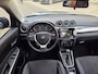 Suzuki Vitara 1.5 Hybrid Style Automaat/ Schuifdak/ Parkeersensoren voor + achter/ Trekhaak/ Navi/ Rijklaarprijs!