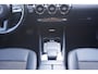 Mercedes-Benz GLA 200 Business Solution | Trekhaak | Dodehoek assistent | Stoelverwarming | Apple Car Play | Achteruitrijcamera