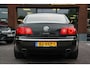 Volkswagen Phaeton 4.2 V8 4p. Lang LWB Youngtimer Stoelclima Massage Softclose Luchtvering Zeer Compleet!