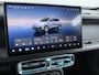 Leapmotor B10 Design ProMax 67.1 kWh | Panoramadak | Carplay | Achteruitrijcamera | 18" Lichtmetalen Velgen | Adaptieve cruise control | Parkeersensor achter | Rondomzicht camera | Getint glas