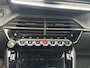 Peugeot 2008 1.2 PureTech GT-Line // D.RIEM VERVANGEN // MASSAGE STOEL // LEDER // PANO SCHUIF-KANTELDAK // NAVI // CAMERA // ADAPTIVE CRUISE //