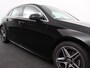 Mercedes-Benz A-klasse 200 Automaat AMG Line Navigatie Climate Control Camera Virtual Cockpit Led Stoelverwarming Cruise control Parkeersensoren