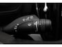 Volvo XC90 2.0 T8 Plug-in hybrid AWD Ultra Dark Luchtvering | Panoramadak | Trekhaak | Verwarmbare voorstoelen met massage en ventilatie | Head-up display | 360 graden camera | Premium audio by Bowers & Wilkins |