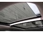 Volvo XC90 2.0 T8 Plug-in hybrid AWD Ultra Dark Luchtvering | Panoramadak | Trekhaak | Verwarmbare voorstoelen met massage en ventilatie | Head-up display | 360 graden camera | Premium audio by Bowers & Wilkins |