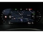 Volvo XC90 2.0 T8 Plug-in hybrid AWD Ultra Dark Luchtvering | Panoramadak | Trekhaak | Verwarmbare voorstoelen met massage en ventilatie | Head-up display | 360 graden camera | Premium audio by Bowers & Wilkins |