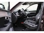 Volvo XC90 2.0 T8 Plug-in hybrid AWD Ultra Dark Luchtvering | Panoramadak | Trekhaak | Verwarmbare voorstoelen met massage en ventilatie | Head-up display | 360 graden camera | Premium audio by Bowers & Wilkins |