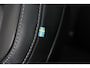 Volvo XC90 2.0 T8 Plug-in hybrid AWD Ultra Dark Luchtvering | Panoramadak | Trekhaak | Verwarmbare voorstoelen met massage en ventilatie | Head-up display | 360 graden camera | Premium audio by Bowers & Wilkins |