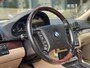 BMW 3-Serie Touring 318i Executive Orig NL NAP | Climate | P-camera