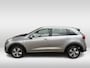 Kia Niro Hybrid 1.6 GDi PHEV DynamicLine | all season banden | stoel/stuurverwarming | virtual camera | groot navi | applecarplay/android auto |