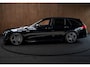 Mercedes-Benz C-klasse Estate 300e AMG Line Panodak Leer 360° Memory seats Navi LED Nightpack PTS Ambient Elekt. achterklep Climate LM velgen BTW auto! SOH: 99,7%
