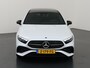 Mercedes-Benz A-klasse 250 e AMG Line | Night | Multispaaks velgen | Panoramadak | Multibeam | Sfeerverlichting |