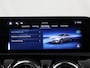 Mercedes-Benz A-klasse 250 e AMG Line | Night | Multispaaks velgen | Panoramadak | Multibeam | Sfeerverlichting |