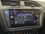 Volkswagen Tiguan 1.5 TSI 150pk DSG/AUT Elegance Business+ Wegklapbare trekhaak, Camera, Matrix led