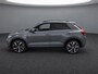 Volkswagen T-Roc 1.5 TSI 150pk R-Line DSG Automaat Black Style / Panorama schuifdak / Navigatie by APP / Led Plus / LM 19 inch / Park Assist / Camera