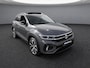 Volkswagen T-Roc 1.5 TSI 150pk R-Line DSG Automaat Black Style / Panorama schuifdak / Navigatie by APP / Led Plus / LM 19 inch / Park Assist / Camera