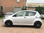 Toyota Aygo 1.0 VVT-i Now/ ZEER ZUINIG/ AIRCO