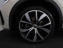 Volkswagen T-Roc 1.5 TSI R-Line 150 pk Automaat (DSG) | Navigatie via App | Panoramadak | Parkeersensoren (Park assist) | Achteruitrijcamera | Keyless pakket | Black Style pakket | R-Line |