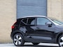 Volvo XC40 1.5 T2 Business Pro | Pano | Pilot Assist | 19" | Stoel- & Stuurverwarming | Org. NL |