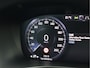 Volvo XC40 1.5 T2 Business Pro | Pano | Pilot Assist | 19" | Stoel- & Stuurverwarming | Org. NL |