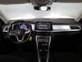 Volkswagen T-Roc 1.5 TSI Life 150PK DSG | Achteruitrijcamera | Stoelverwarming | Clima |