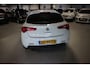 Alfa Romeo Giulietta 1.4 T Distinctive / NAP / Onderhoud historie / WHITE PACK ! !