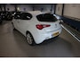 Alfa Romeo Giulietta 1.4 T Distinctive / NAP / Onderhoud historie / WHITE PACK ! !