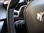 Peugeot 2008 SUV Allure Pack 130 pk Automaat | Achteruitrijcamera | Climate Control | Apple Carplay/ Android auto | Stoelverwarming