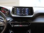 Peugeot 2008 SUV Allure Pack 130 pk Automaat | Achteruitrijcamera | Climate Control | Apple Carplay/ Android auto | Stoelverwarming