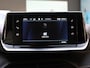 Peugeot 2008 SUV Allure Pack 130 pk Automaat | Achteruitrijcamera | Climate Control | Apple Carplay/ Android auto | Stoelverwarming