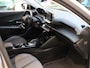 Peugeot 2008 SUV Allure Pack 130 pk Automaat | Achteruitrijcamera | Climate Control | Apple Carplay/ Android auto | Stoelverwarming