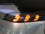 Peugeot 2008 SUV Allure Pack 130 pk Automaat | Achteruitrijcamera | Climate Control | Apple Carplay/ Android auto | Stoelverwarming