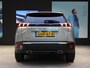 Peugeot 2008 SUV Allure Pack 130 pk Automaat | Achteruitrijcamera | Climate Control | Apple Carplay/ Android auto | Stoelverwarming