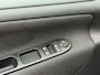 Peugeot 207 1.6 VTi XS Pack OLIE VERBRUIK!!! 5DEURS AIRCO APK NAP
