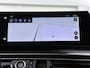Peugeot 5008 SUV Allure Hybrid 145pk Automaat | 7 Zitplaatsen | Navigatie | 360° Camera | Adaptieve Cruise Control | Climate Control | Parkeersensoren v+a | Stuurverwarming | Armsteun | Led koplampen | Keyless | Draadloze Apple Carplay / Android Auto | Automatisch dimlicht | Regensensor | Donker getint glas | 19" Lichtmetalen velgen |