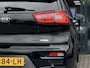 Kia Niro EV e-Niro ExecutiveLine 64 kWh / SOH % / Stoelverwarming Voor + Achter / Stuurverwarming / Stoelverkoeling / Memory Seat / Navigatie / Achteruitrijcamera / Parkeersensoren Voor + Achter /