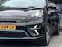 Kia Niro EV e-Niro ExecutiveLine 64 kWh / SOH % / Stoelverwarming Voor + Achter / Stuurverwarming / Stoelverkoeling / Memory Seat / Navigatie / Achteruitrijcamera / Parkeersensoren Voor + Achter /