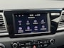 Kia Niro EV e-Niro ExecutiveLine 64 kWh / SOH % / Stoelverwarming Voor + Achter / Stuurverwarming / Stoelverkoeling / Memory Seat / Navigatie / Achteruitrijcamera / Parkeersensoren Voor + Achter /