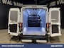 Ford Transit 2.0 TDCI L2H2 Euro6 Airco | Imperiaal | 2800kg Trekhaak | Cruisecontrol | Stoelverwarming Elektrisch verstelbare bestuurdersstoel, Sidebars, Parkeersensoren, Bijrijdersbank