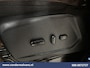 Ford Transit 2.0 TDCI L2H2 Euro6 Airco | Imperiaal | 2800kg Trekhaak | Cruisecontrol | Stoelverwarming Elektrisch verstelbare bestuurdersstoel, Sidebars, Parkeersensoren, Bijrijdersbank