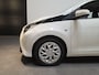 Toyota Aygo 1.0 VVT-i x-play - Apple Carplay / Android Auto