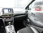 Hyundai Kona 1.6 T-GDI 4WD Premium Automaat 177 Pk Uniek ! (Navi/Carplay,Camera,Cruise,Stoel+stuurverwarming,Trekhaak)