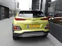 Hyundai Kona 1.6 T-GDI 4WD Premium Automaat 177 Pk Uniek ! (Navi/Carplay,Camera,Cruise,Stoel+stuurverwarming,Trekhaak)