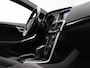 Volvo V40 T3 Automaat Polar+ Sport R-Design / Trekhaak / Adapt. cruise / Standkachel / Elektr. bed. stoelen / BLIS / Stoel+stuurwielverwarming