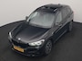 BMW X1 xDrive25e Sportline PHEV 221pk Dealer O.H | Trekhaak Afn. | Panodak | Camera | Head Up | Sportstoelen & Stuur Verwarmd | Cruise Control | Sfeerverlichting | Navigatie | Virtual | DAB | 19"L.M | Plug In Hybrid |