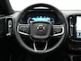 Volvo XC40 Single Motor Long Range Plus 82 kWh 252pk Dealer O.H | Trekhaak Af Fabriek | Camera | Adaptive Cruise | Sportstoelen Verwarmd | Pilot Assist | Google Assistant & Maps | BLIS | Keyless | Virtual | Navigatie | DAB | 19"L.M |